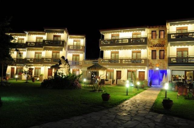 Allea Hotel And Apartments Toroni Dış mekan fotoğraf
