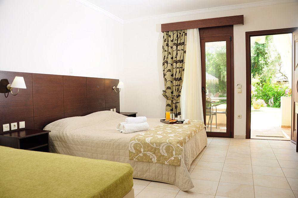 Allea Hotel And Apartments Toroni Dış mekan fotoğraf